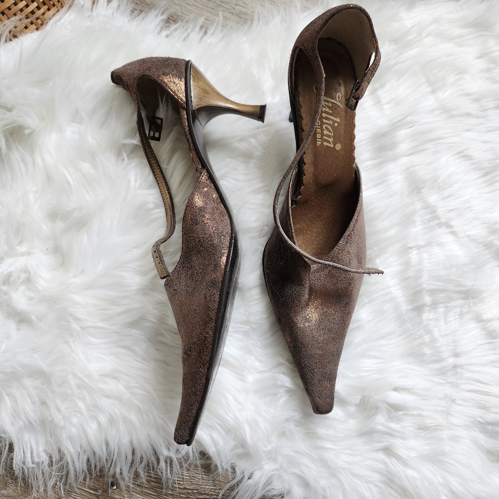 Julian Brown metallic Leather kitten Heels